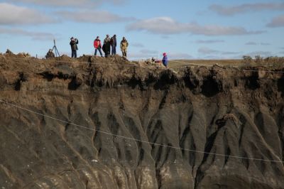 Исследование: Глобальное потепление вызывает взрывы подземного газа в Сибири, из-за которых образуются огромные кратеры - новости экологии на ECOportal