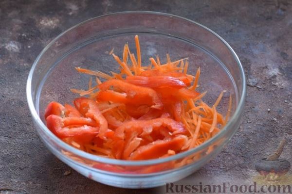 Маринованная цветная капуста с морковью и болгарским перцем, по-корейски (на зиму)